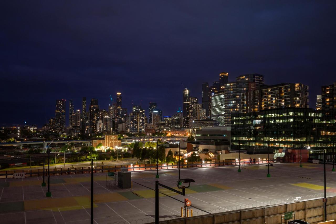 Nesuto Docklands Hotel Melbourne Kültér fotó